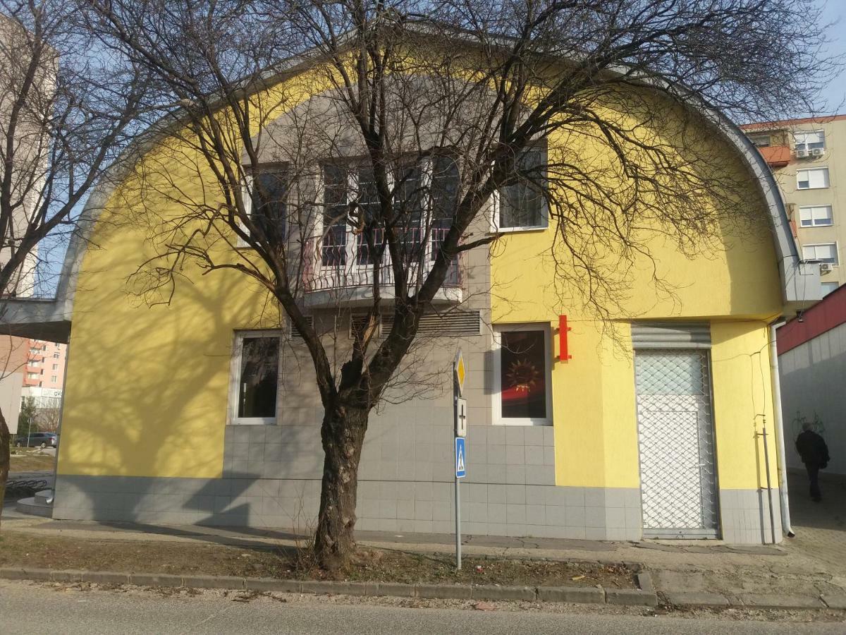 Nové Zámky Hradna 9A 아파트 외부 사진